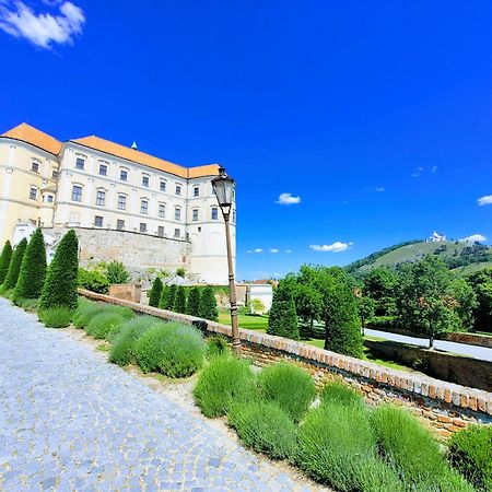 Chateau View Apartment Mikulov Exterior foto