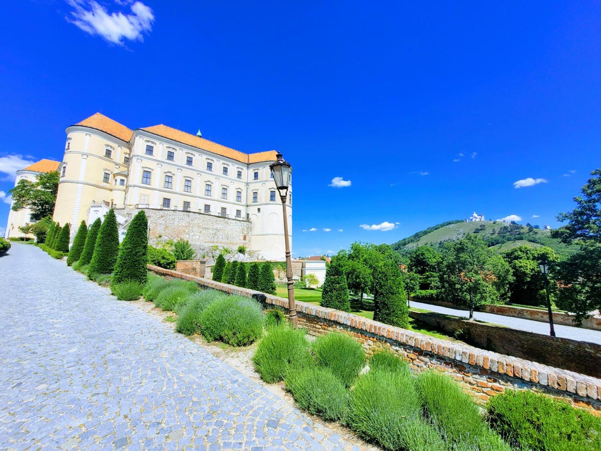 Chateau View Apartment Mikulov Exterior foto